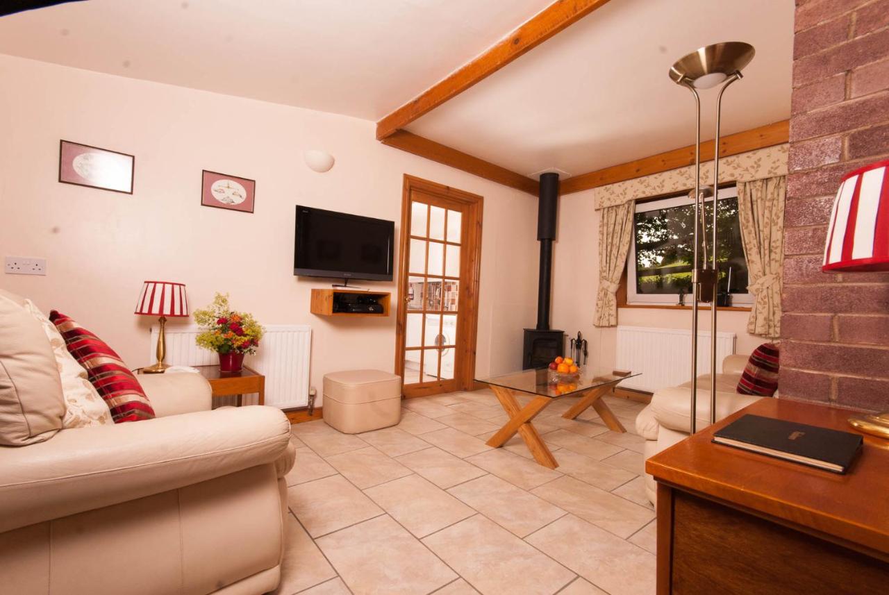 Farmborough Greyfield Farm Cottages מראה חיצוני תמונה