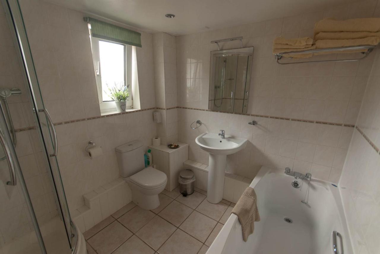 Farmborough Greyfield Farm Cottages מראה חיצוני תמונה